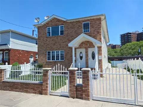 134-31 161 St, Jamaica, NY 11434