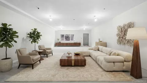 508 Van Nest, New York, NY 10460