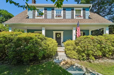 66 Marion Ave, Mount Kisco, NY 10549