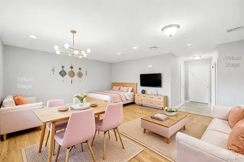 226-26 Union Tpke #5J, Oakland Gardens, NY 11364