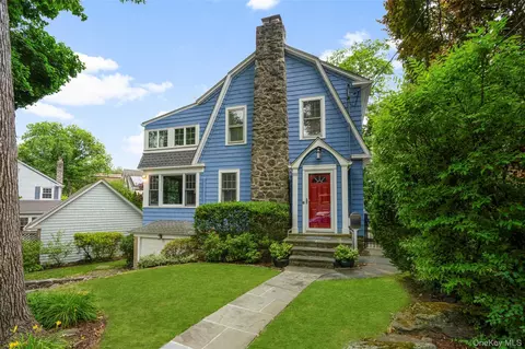 683 Forest Ave, Larchmont, NY 10538