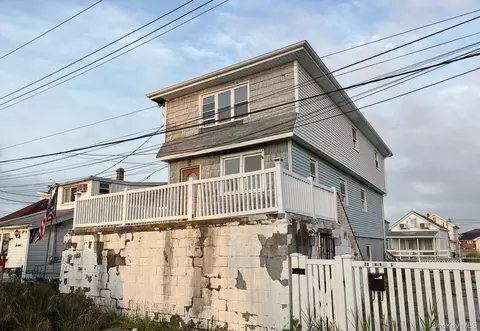 20 Church St, New York, NY 11414