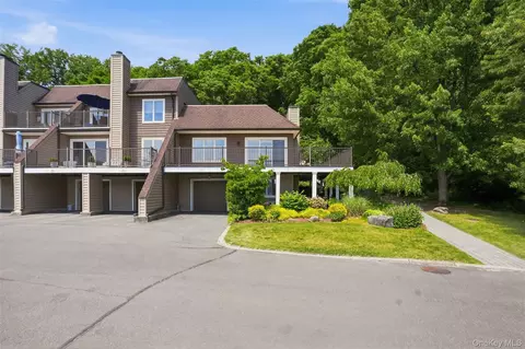 62 Riverview Mary Powell, Esopus, NY 12429