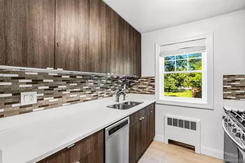 78-17 226th St #A, Oakland Gardens, NY 11364