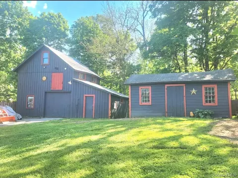 Exterior - 9 Maple St, Fishkill, NY 12524 photo 2 of 4