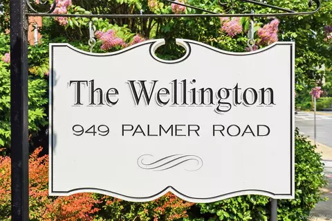 949 Palmer Rd #1R, Bronxville, NY 10708