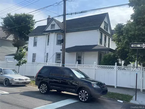 12518 97th Ave, South Richmond Hill, NY 11419