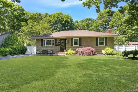 47 Forrestall Dr, Mastic, NY 11950