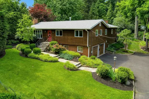 185 N Lincoln St, Orangetown, NY 10965