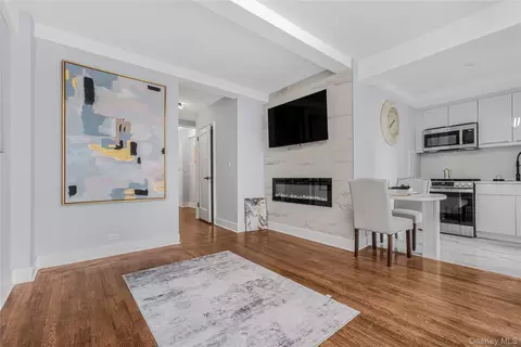 101 Lafayette Ave #10M, Brooklyn, NY 11217