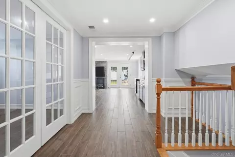 Entry Way - 47 Orange Dr, Jericho, NY 11753 photo 3 of 5