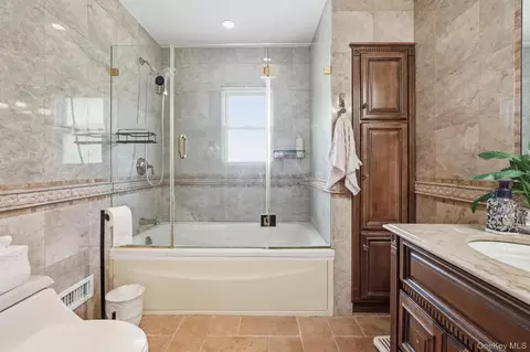 Bath - 47 Orange Dr, Jericho, NY 11753 photo 1 of 5