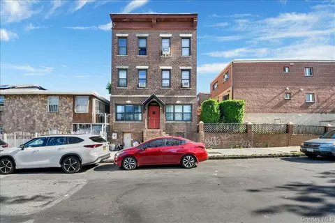 1748 Cross Bronx Expy, New York, NY 10472