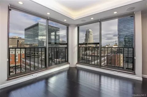 10 Cottage Pl #11E, White Plains, NY 10601