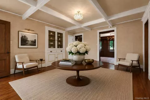 Entry Way - 433 Arcady Rd, Yorktown, NY 10562 photo 1 of 1