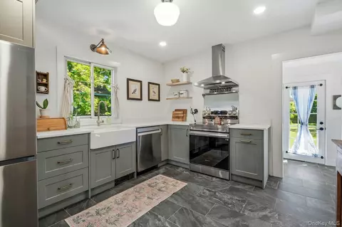 Kitchen - 185 Cedar Ave, Patchogue, NY 11772 photo 1 of 2