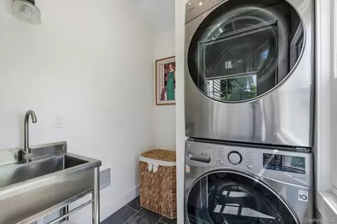 Other - 185 Cedar Ave, Patchogue, NY 11772 photo 3 of 4