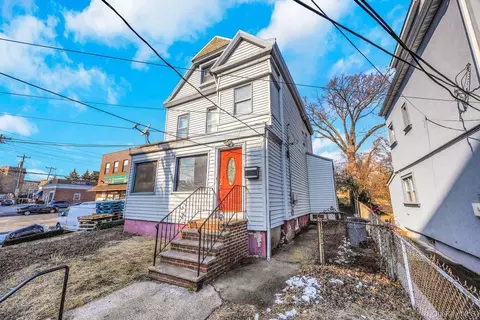 1052 Mclean Ave, Yonkers, NY 10704