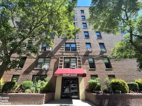 525 W 235th St #6C, New York, NY 10463