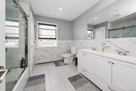 Bath - 663 Arthur St, Baldwin, NY 11510 photo 1 of 3