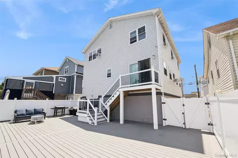 Exterior - 663 Arthur St, Baldwin, NY 11510 photo 5 of 5