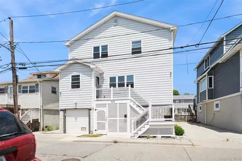 663 Arthur St, Baldwin, NY 11510