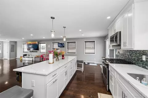 Other - 663 Arthur St, Baldwin, NY 11510 photo 3 of 6