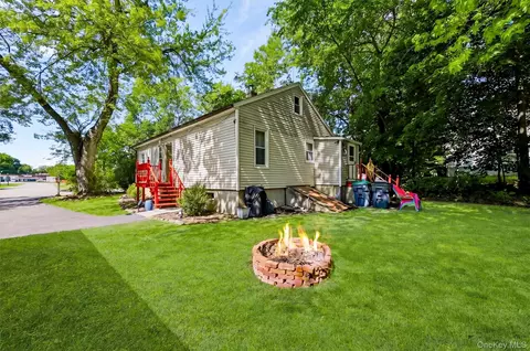 Exterior - 19 Hulse Ave, Wallkill, NY 10940 photo 5 of 7