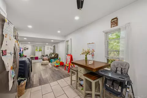 Entry Way - 19 Hulse Ave, Wallkill, NY 10940 photo 6 of 6