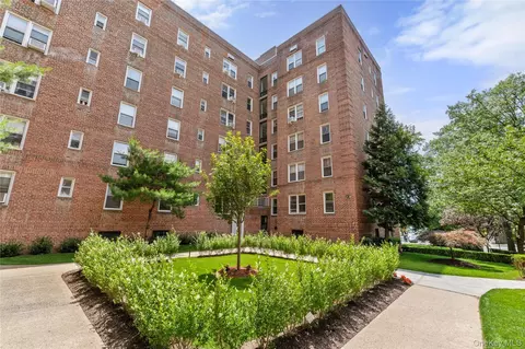 5610 Netherland Ave #1A, New York, NY 10471