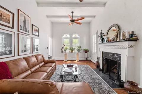Living - 323 E Walnut St, Long Beach, NY 11561 photo 3 of 3