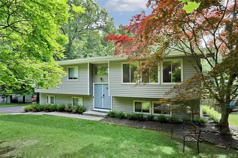 89 Regina Rd, Ramapo, NY 10952