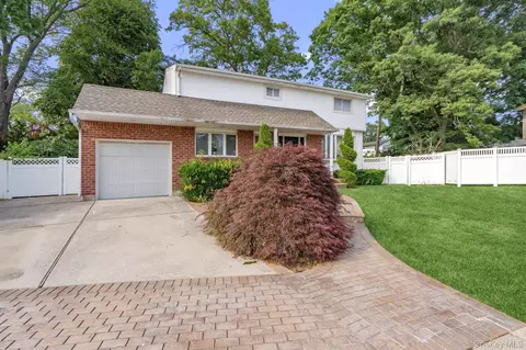Other - 45 Mildred Ct, Plainview, NY 11803 photo 1 of 8