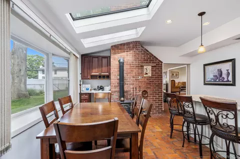 Dining - 45 Mildred Ct, Plainview, NY 11803 photo 4 of 4