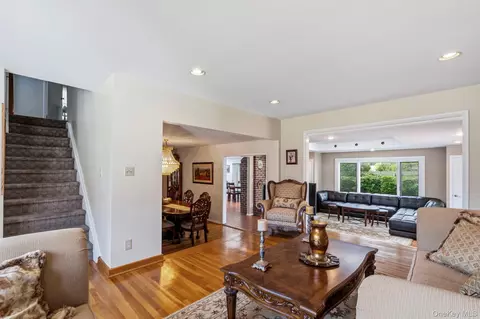 Living - 45 Mildred Ct, Plainview, NY 11803 photo 1 of 5