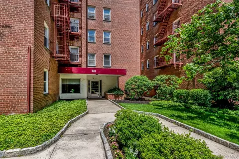611 Palmer #5O, Yonkers, NY 10701