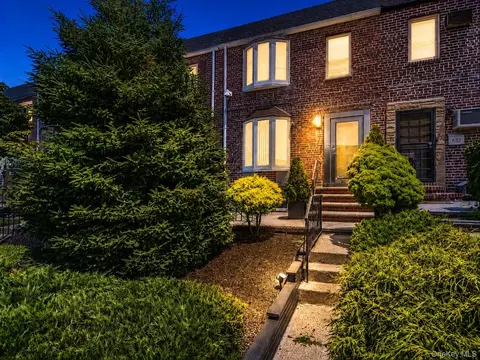 6361 76th St, New York, NY 11379