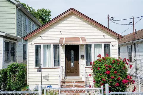 12047 144th St, Jamaica, NY 11436