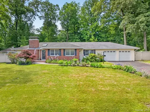 32 Turner Rd, Orangetown, NY 10965