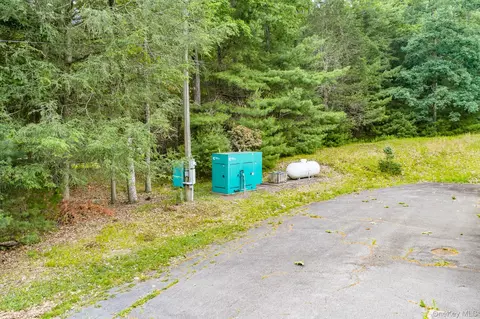 Exterior - 17 Collins Rd, Highland, NY 12732 photo 13 of 13