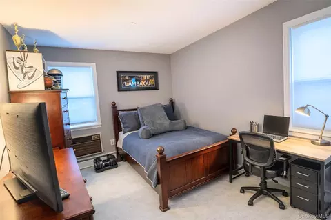 Bedroom - 42-19 195 St, Flushing, NY 11358 photo 3 of 5