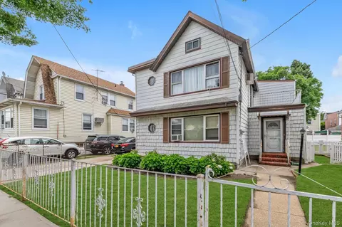 146-44 23rd Ave, New York, NY 11357