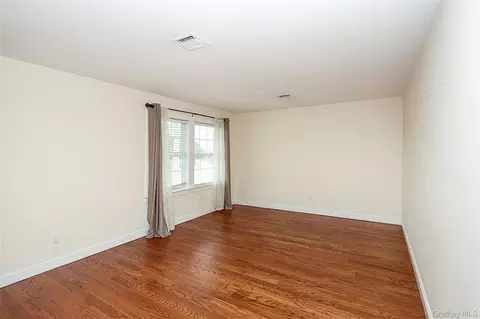 Other - 370 Rider Ave, Patchogue, NY 11772 photo 2 of 4