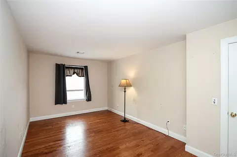 Bedroom - 370 Rider Ave, Patchogue, NY 11772 photo 5 of 6