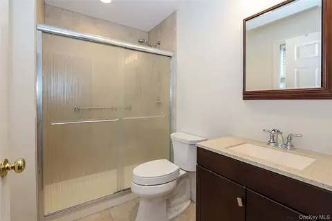 Bath - 370 Rider Ave, Patchogue, NY 11772 photo 1 of 3