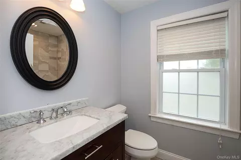 Bath - 370 Rider Ave, Patchogue, NY 11772 photo 2 of 3