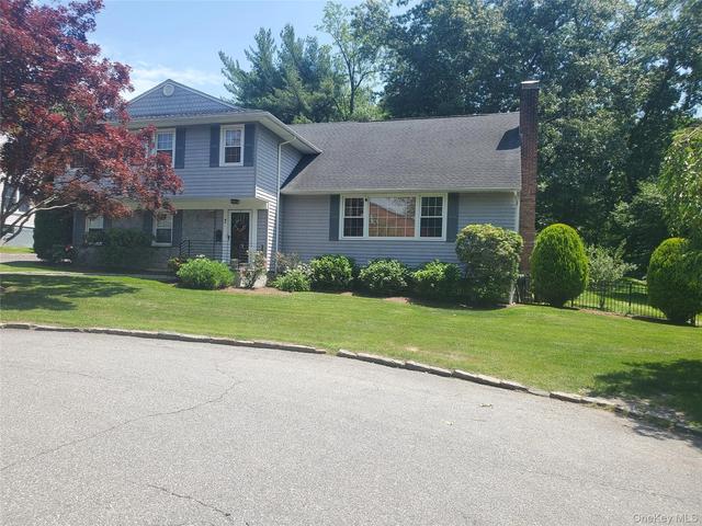 7 Stanley Rd, White Plains, NY 10605