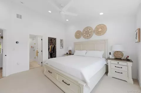 Bedroom - 4048 Chestnut Ridge Rd, Fishkill, NY 12524 photo 7 of 8