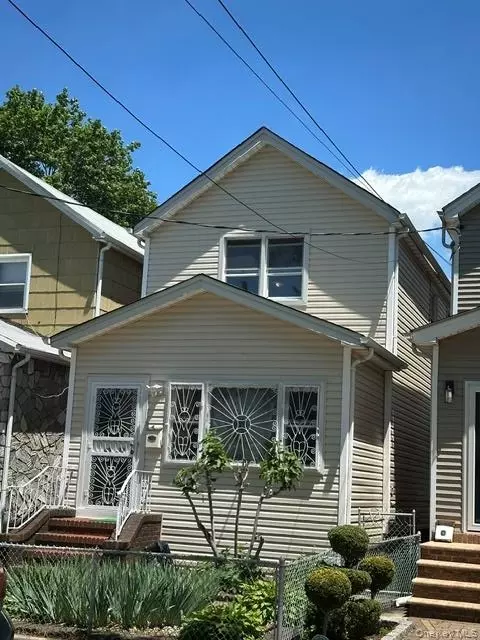89-33 96th St, New York, NY 11421