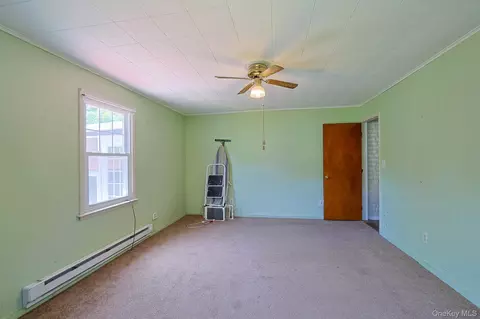 Bedroom - 37 Algernon St, Cornwall, NY 12518 photo 2 of 5